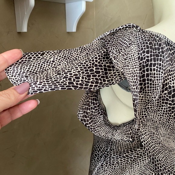 Violet & Claire Tops Blouse Leopard Print Layered wrap women’s size M - Picture 10 of 15